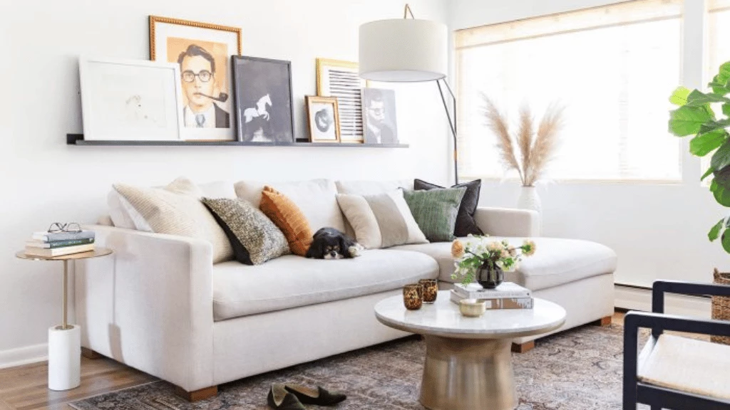 These 10 Wall Decor Ideas Are Exactly What Your Living Room Needs